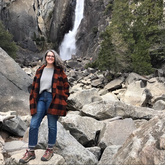 Meet your Posher, Alyson - Picture 1 of 1